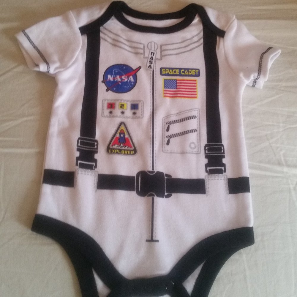 NWOT Astronaut Baby Onesie